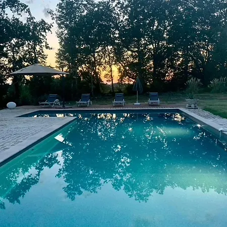 Chateau Le Repos - Luxury Air-conditioned With Pool Villa Rouffignac-de-Sigoules