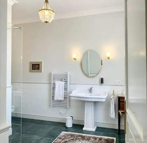 Chateau Le Repos - Luxury Air-conditioned With Pool Rouffignac-de-Sigoules